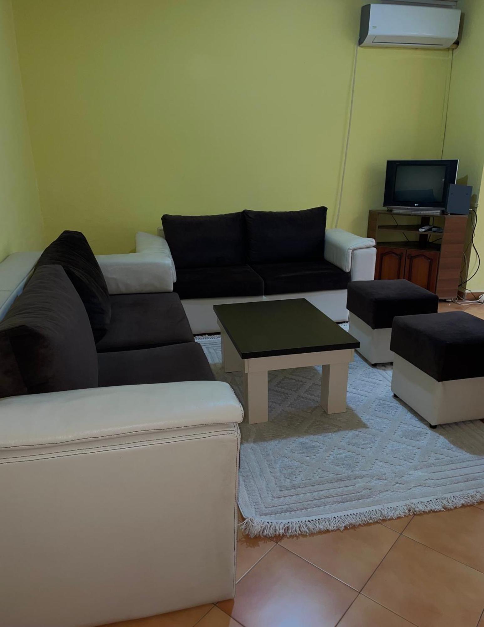 Central Apartment Shkoder Exterior photo